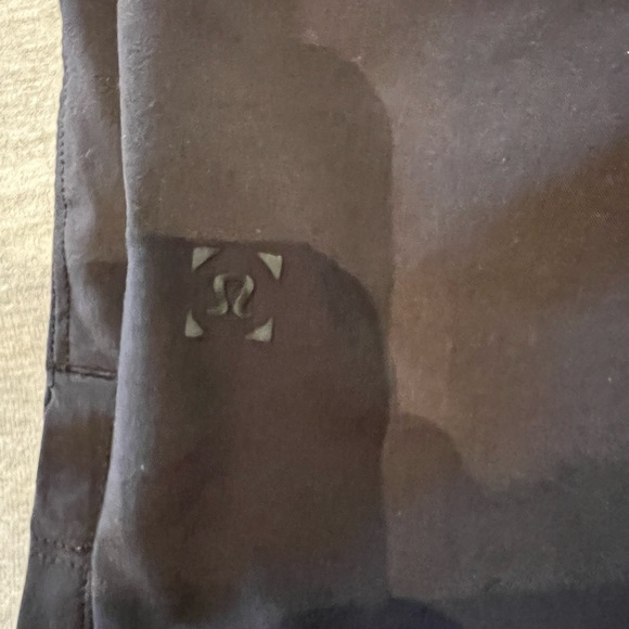 Lululemon The Short Lined Size Small - Picture 3 of 5
